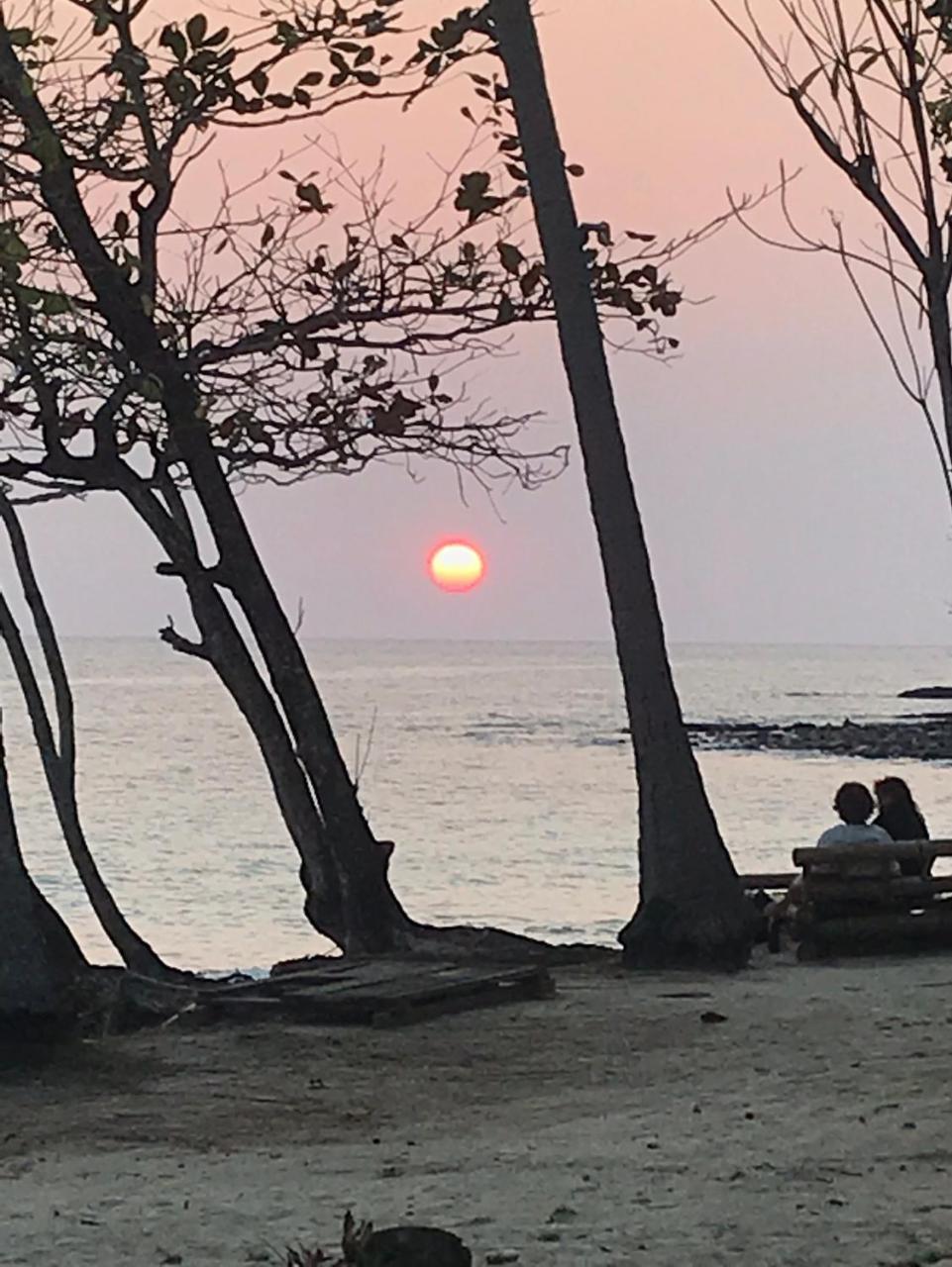 Pa Hin Sai Hotell Ko Kut Exteriör bild