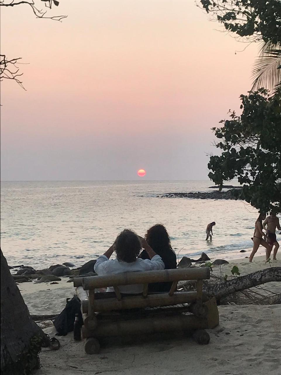 Pa Hin Sai Hotell Ko Kut Exteriör bild